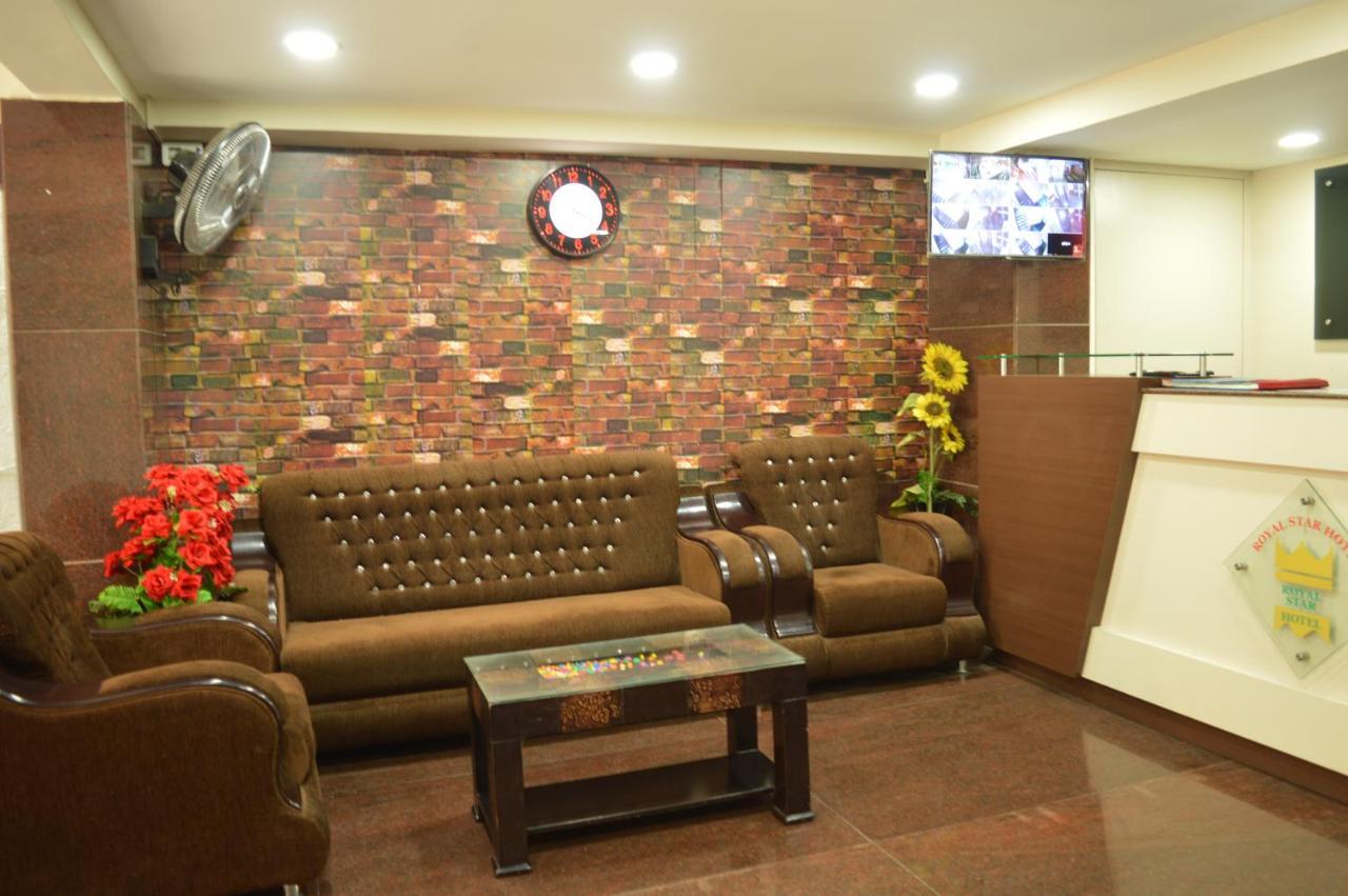 Royal Star Hotels Bangalore Buitenkant foto