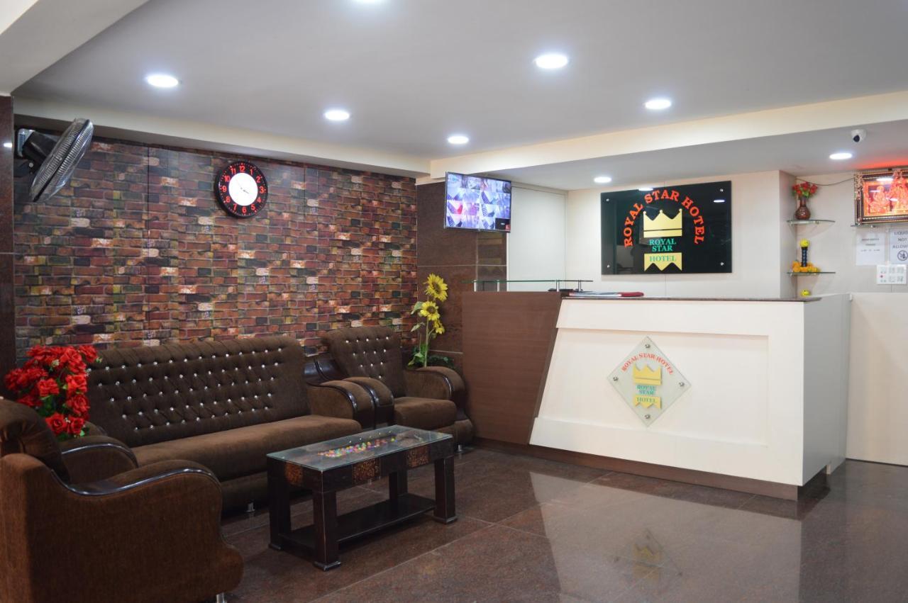 Royal Star Hotels Bangalore Buitenkant foto